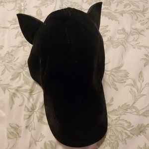 Black baseball cap with cat ears